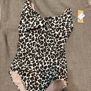 Leopard One pc NWT